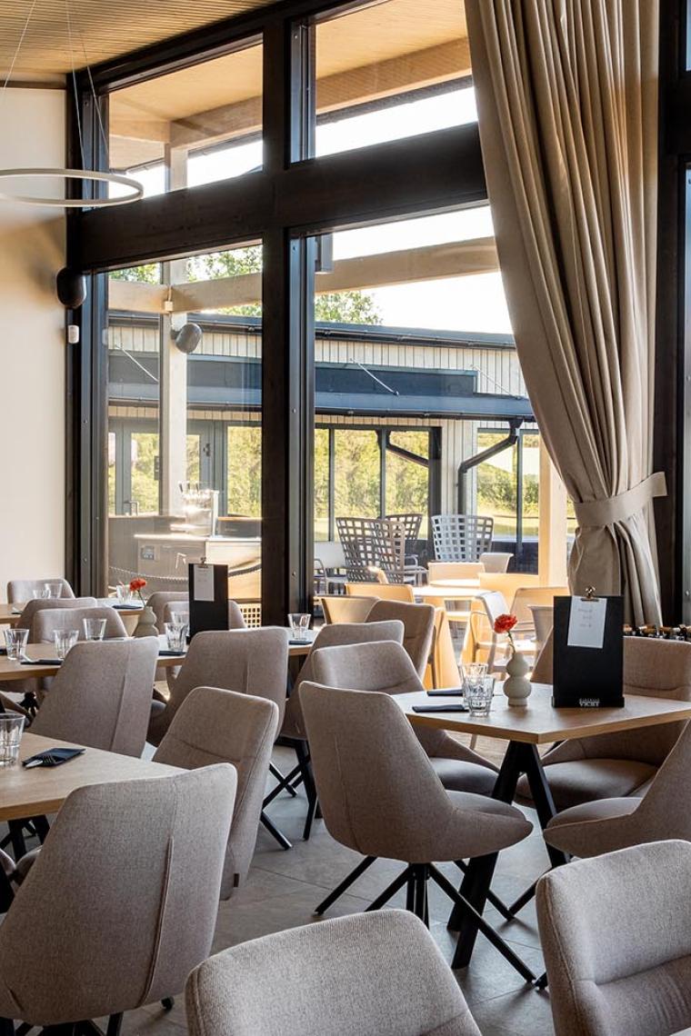 Hickarö Resort -sähkötyöt, ruokailutilan sähkötyöt